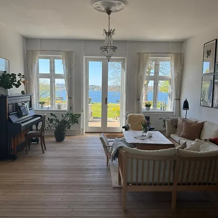Villa Bondegård Med Havudsigt Kolding