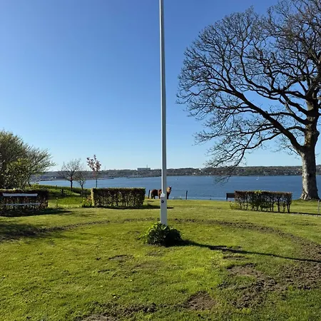 Villa Bondegård Med Havudsigt *